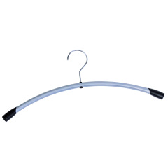 Lot de cintres Zen en bois